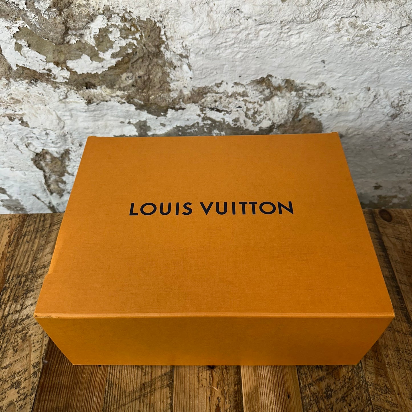 Louis Vuitton Black Brown Runaway Sneaker Sz 8 (39.5LV)