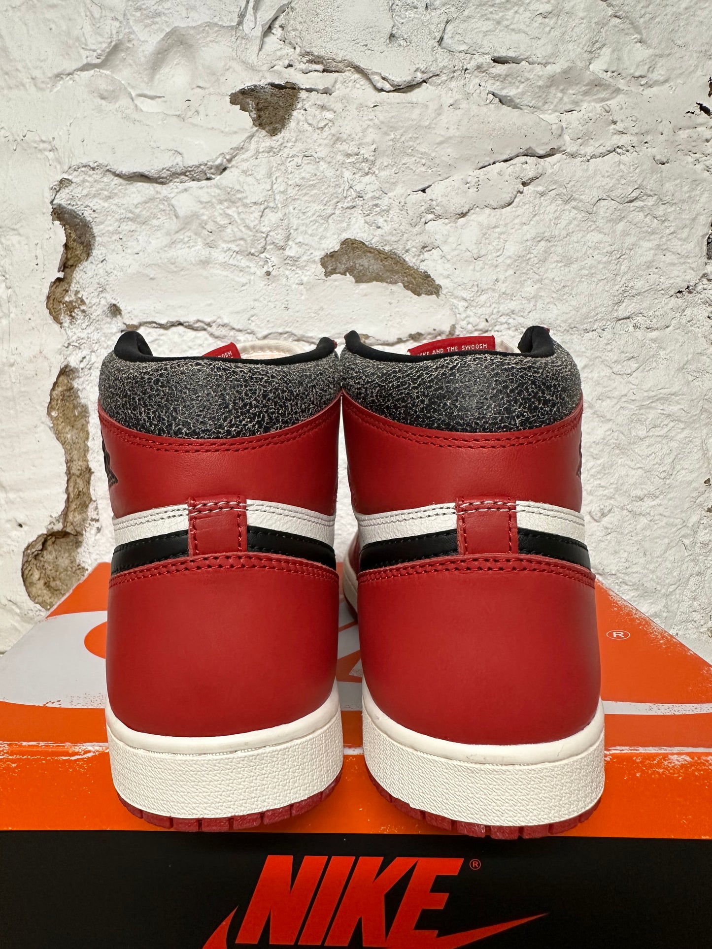 Air Jordan 1 High Chicago Lost And Found Sz 10.5 DS