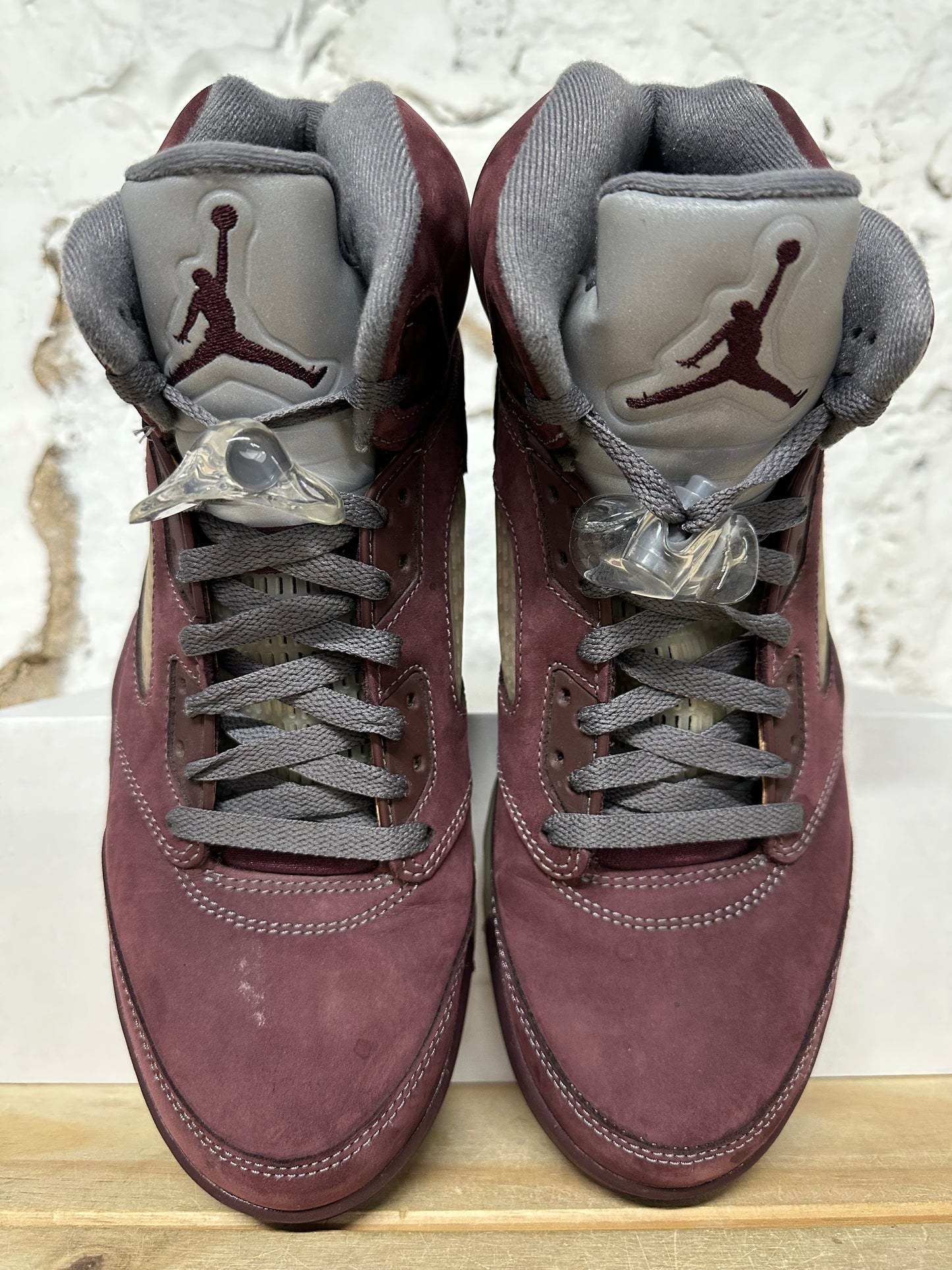Air Jordan 5 Burgundy Sz 10.5