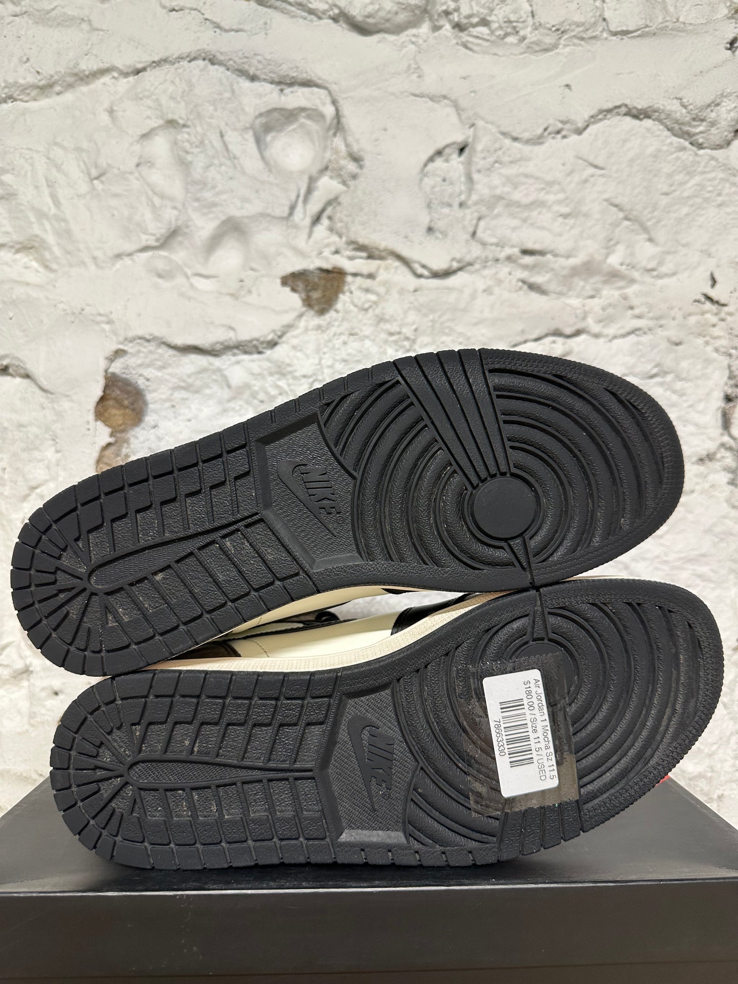 Air Jordan 1 High Mocha Sz 11.5