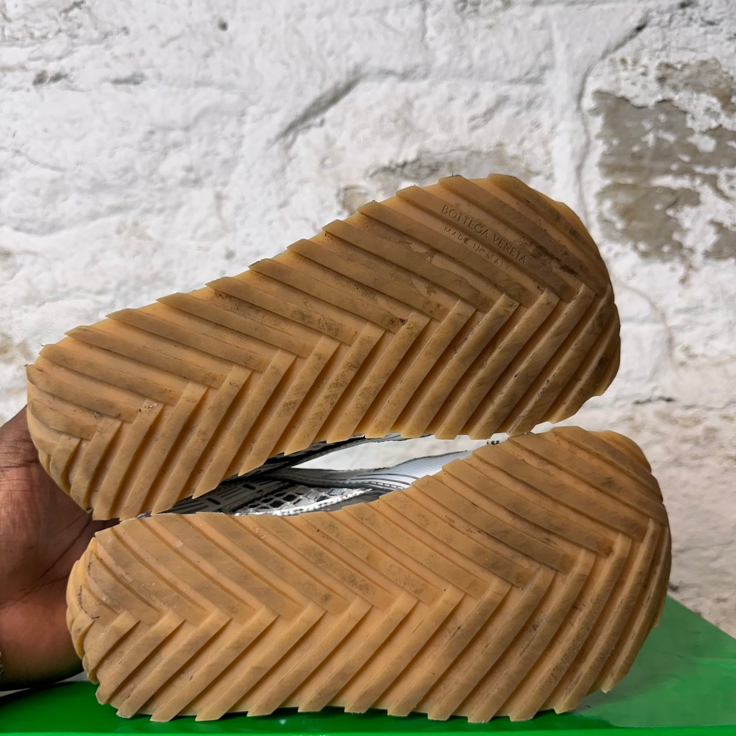 Bottega Veneta Silver White Orbit Sneaker Sz 5 (37)