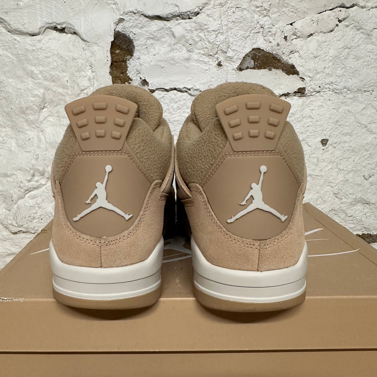 Air Jordan 4 Cozy Girl Sz 10.5 (12W)