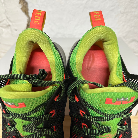 Nike LeBron 12 Low Remix Sz 9.5 – The Gallery Online display picture 2