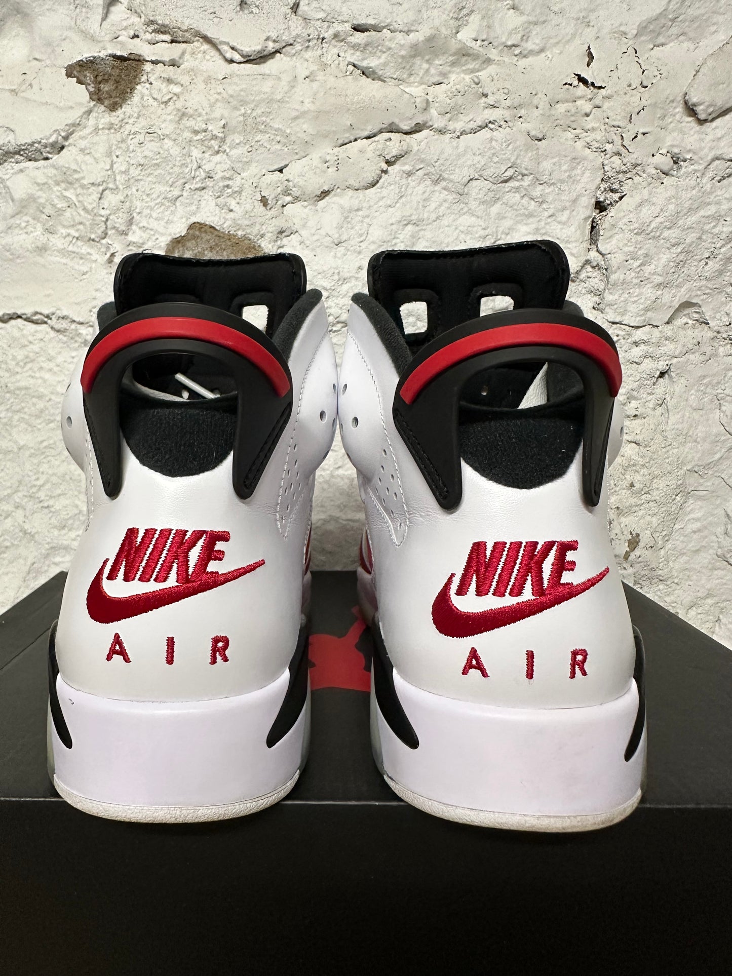 Air Jordan 6 Carmine Sz 8.5
