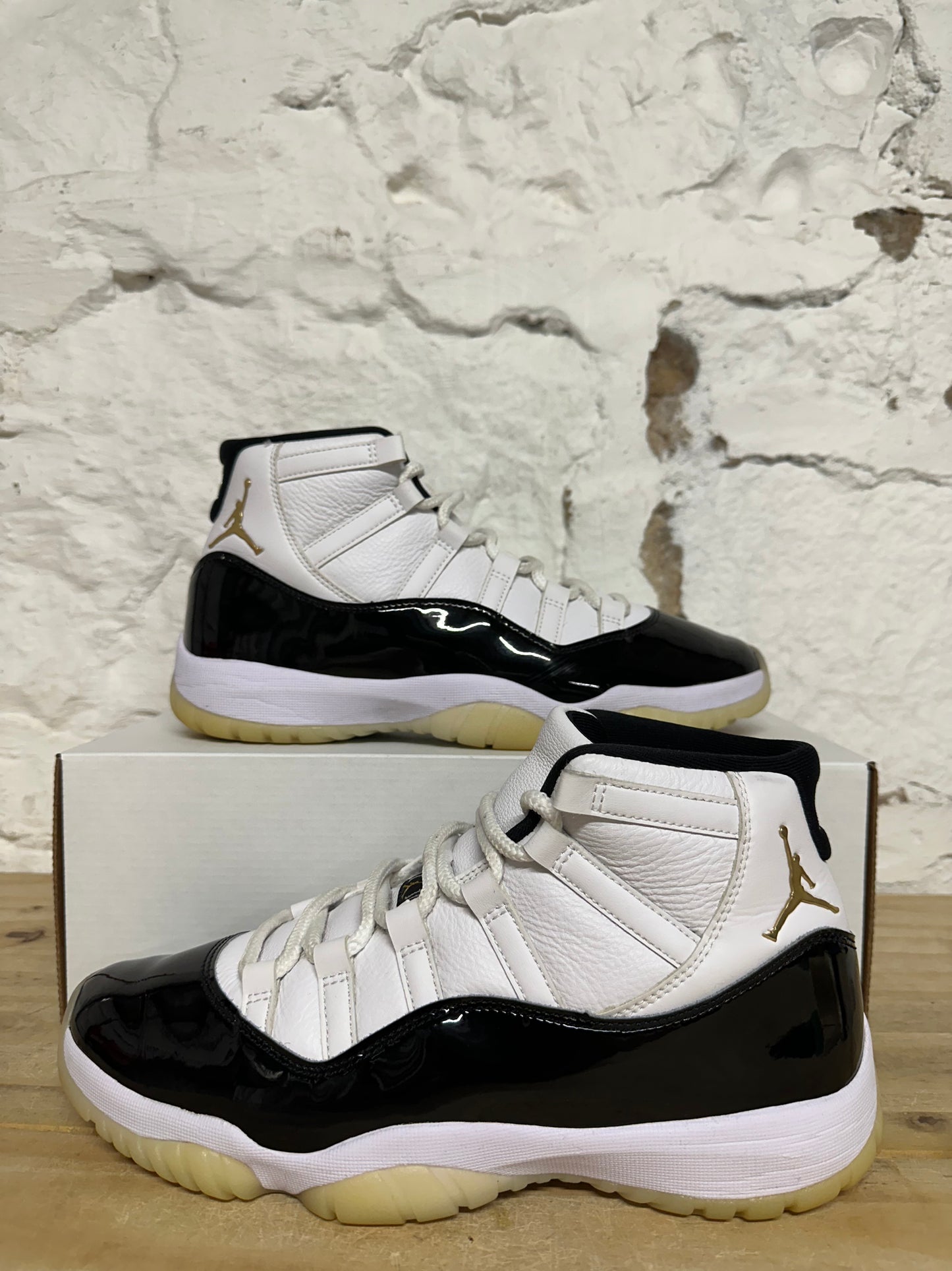 Air Jordan 11 High DMP Gratitude Sz 9.5