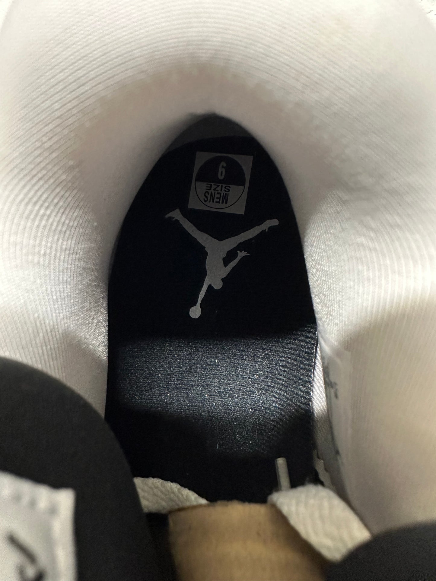 Air Jordan 4 Military Black Sz 9 DS