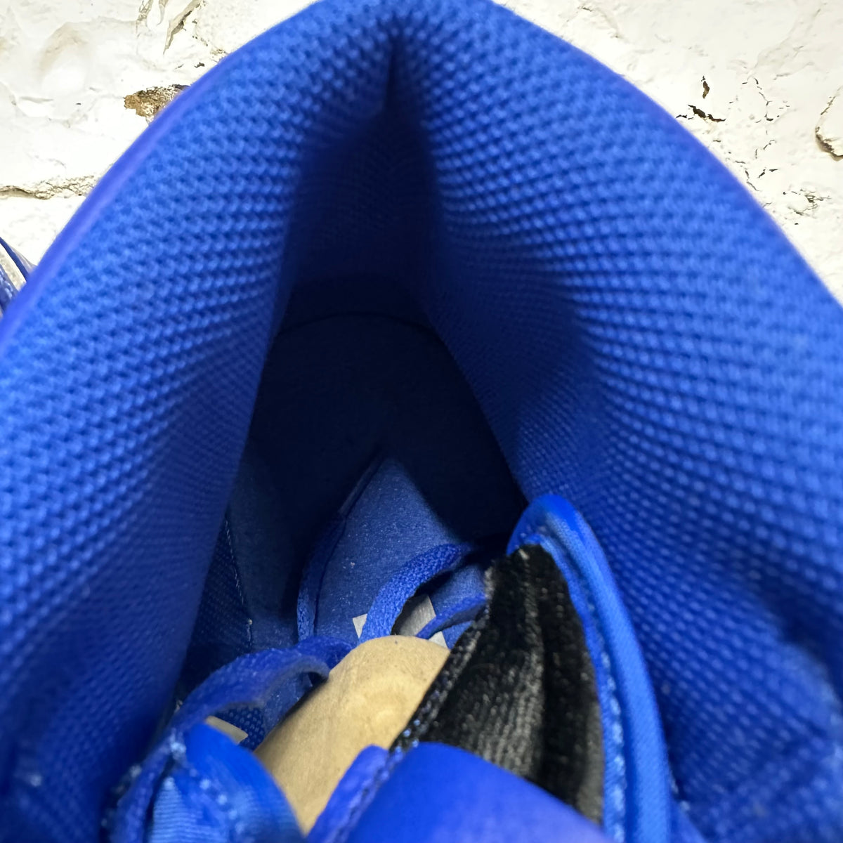 Air Jordan 1 High Hyper Royal Sz 12.5