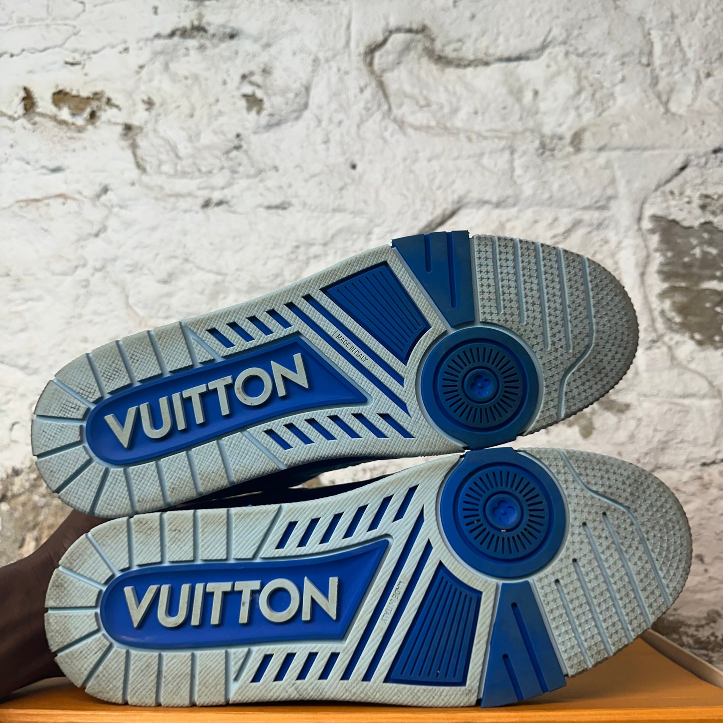Louis Vuitton Cyan Blue Trainer Sneaker Sz 11 (9.5LV)