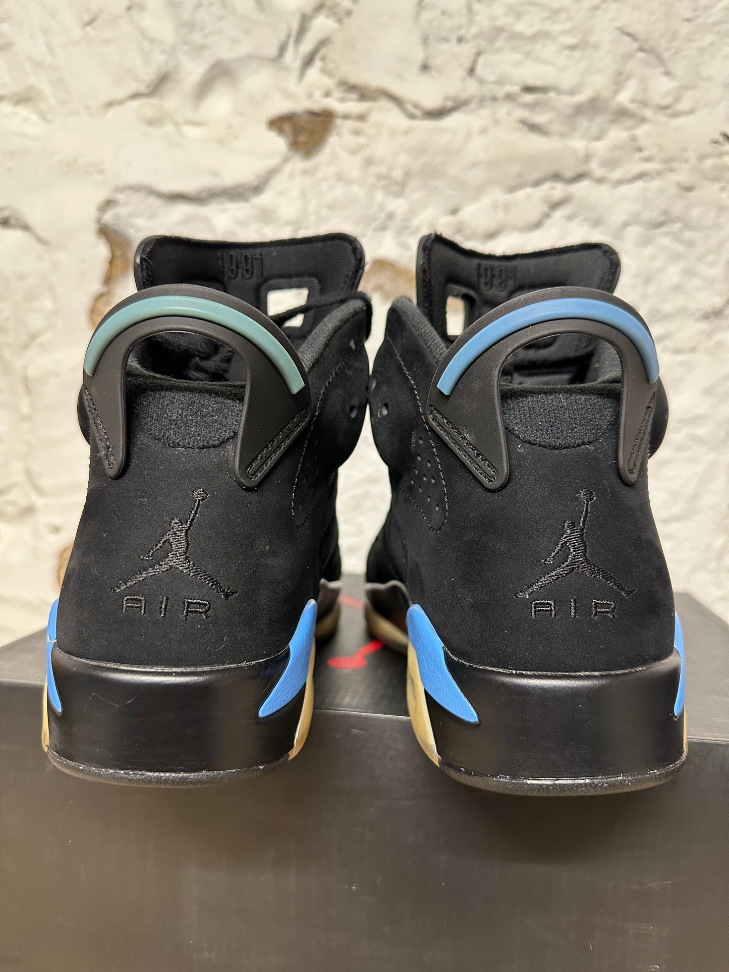 Air Jordan 6 UNC White Sz 8