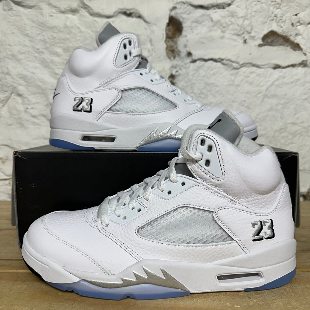 Air Jordan 5 White Metallic (2026) Sz 9.5 DS