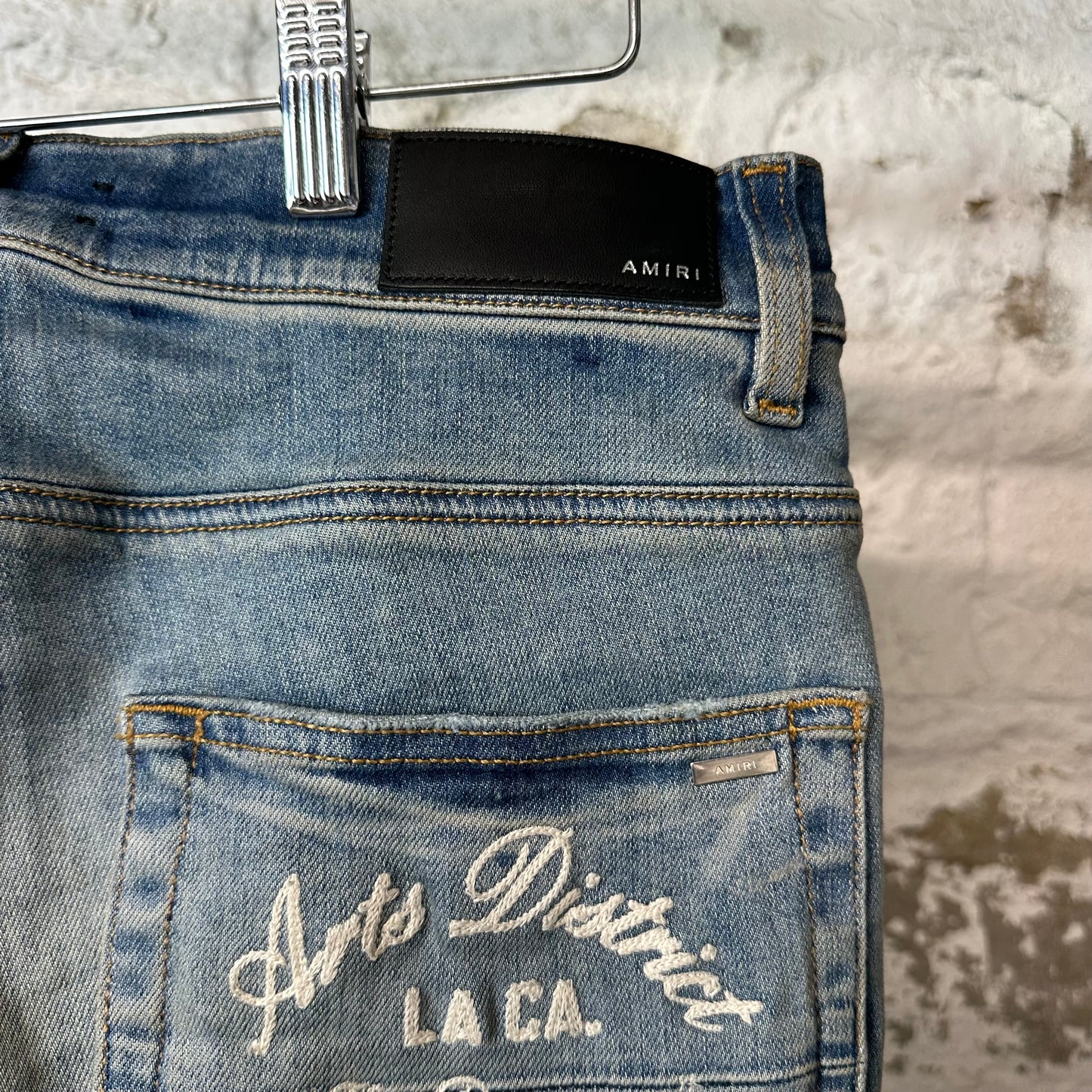 Amiri Felt Varsity Patch Blue Denim Jeans Sz 32