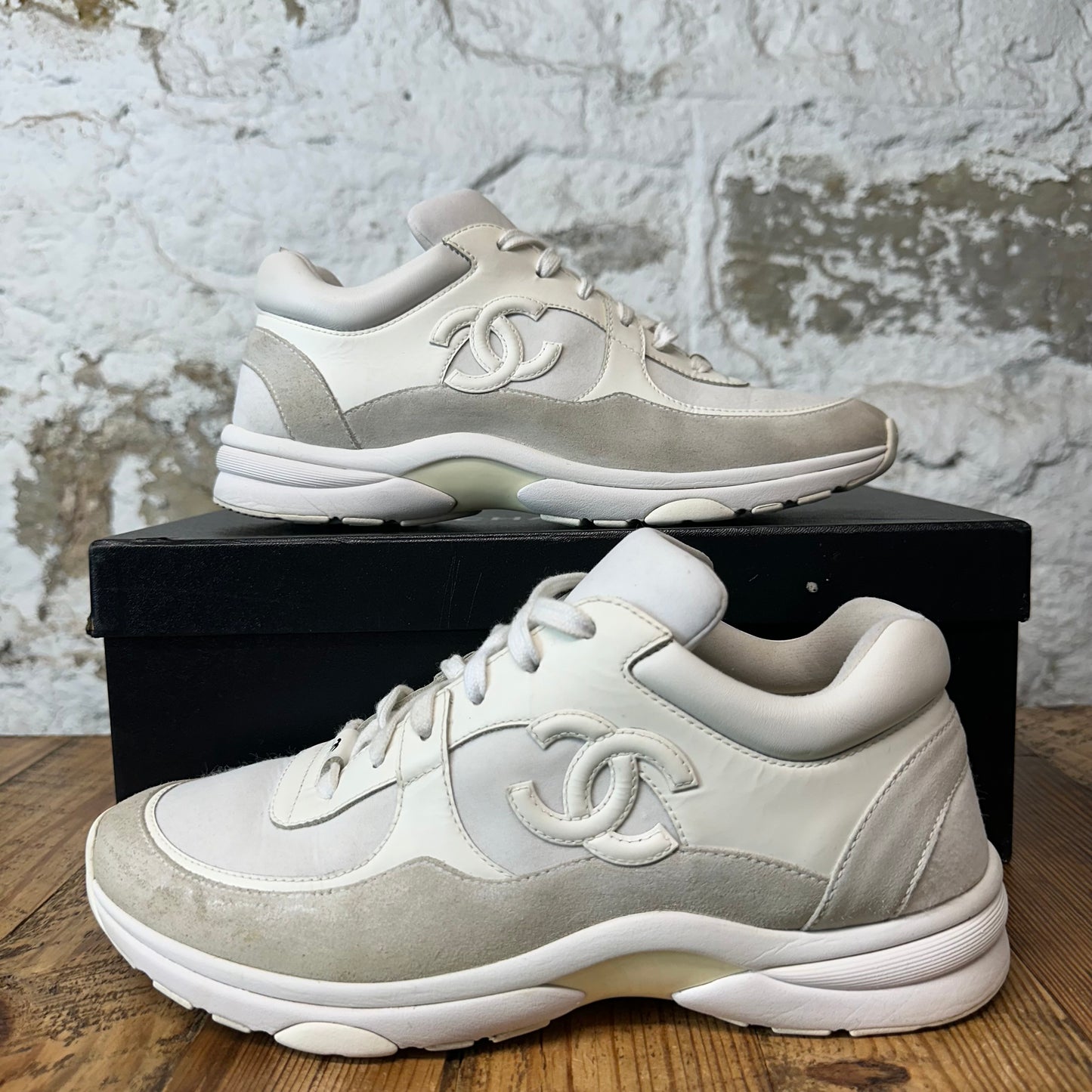 Chanel CC Triple White Trainer Sneaker Sz 8 (41)