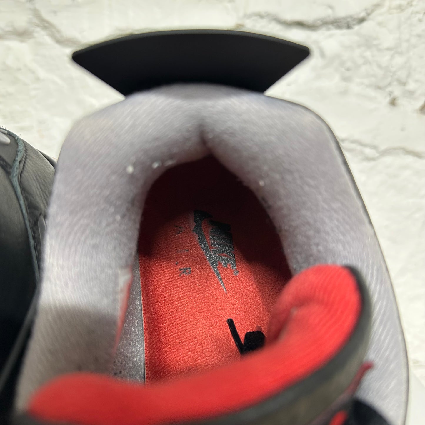 Air Jordan 4 Bred Reimainged Sz 13