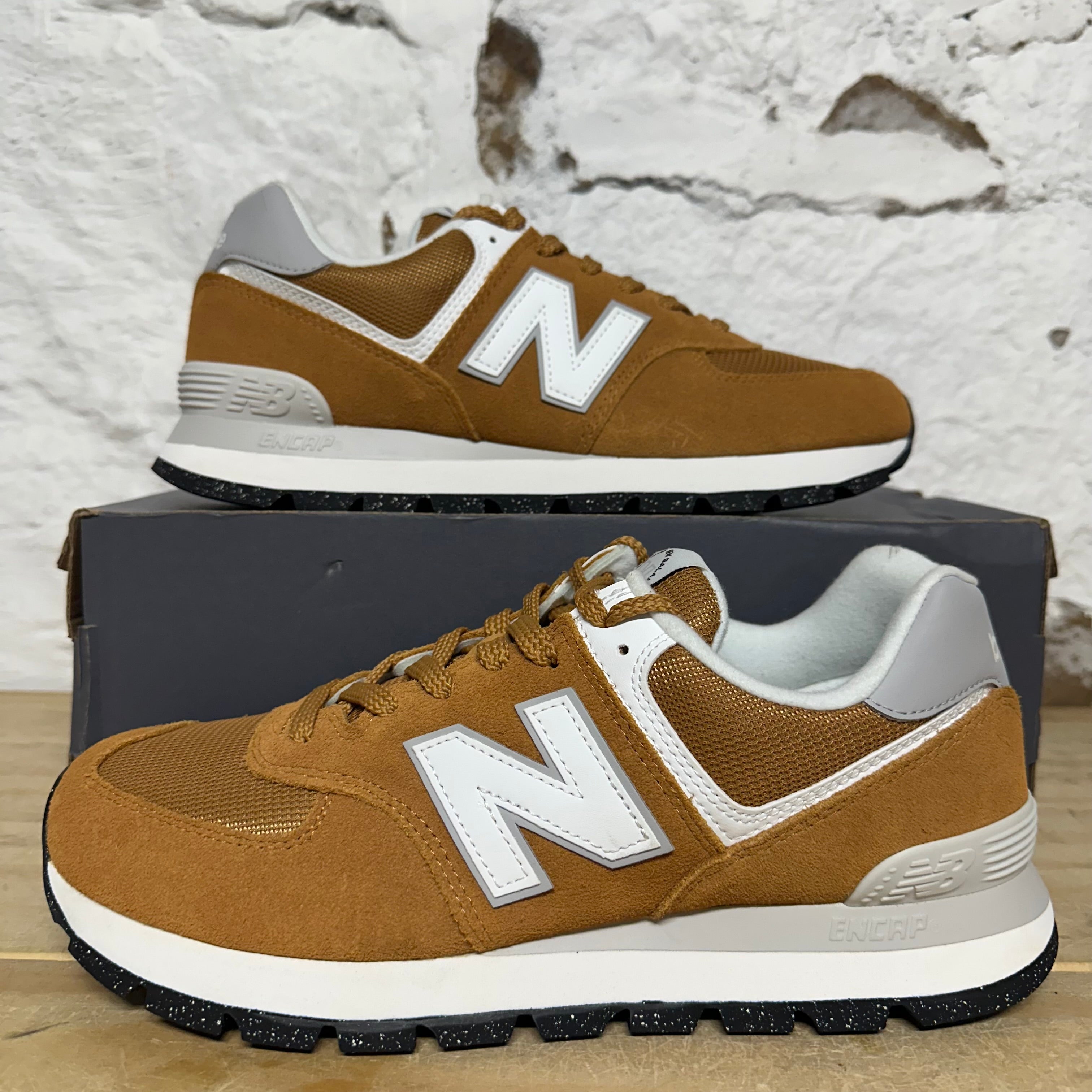 New Balance 574 Tan Sz 10.5