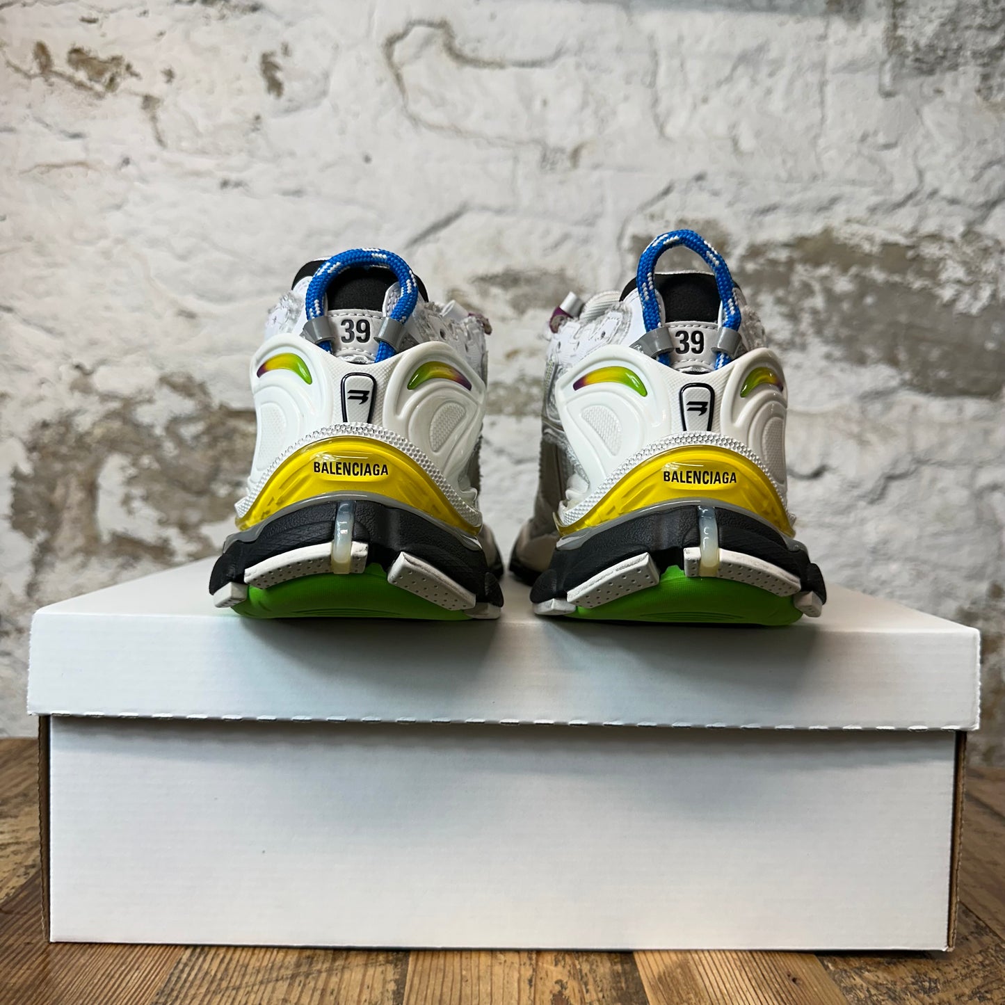 Balenciaga Runner Multicolor White Sneaker Sz 6.5 (39)