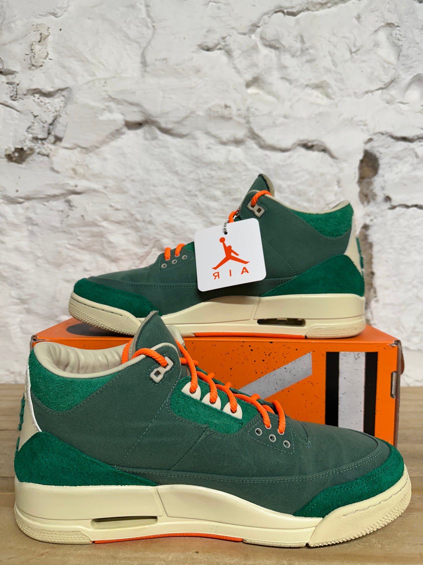 Air Jordan 3 Nina Chanel Sz 11.5 (13W)