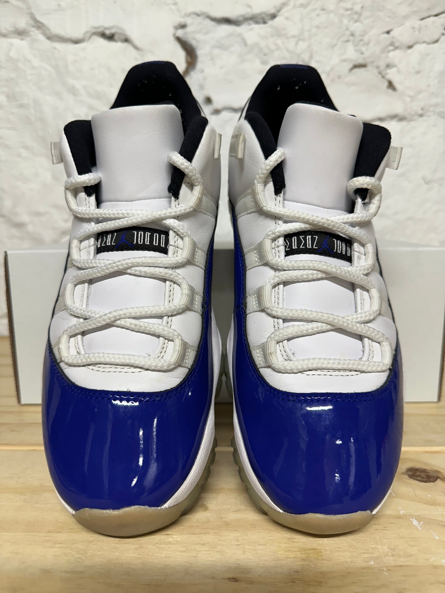 Air Jordan 11 Low Concord Sketch Sz 8.5 (10W)