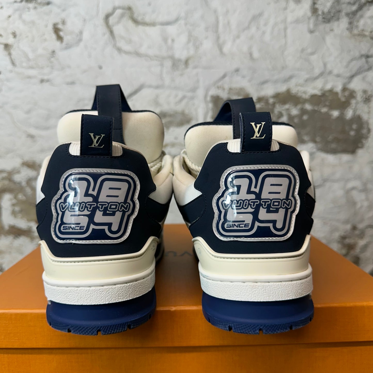 Louis Vuitton Navy White Skate Sneaker Sz 10.5 (9LV)