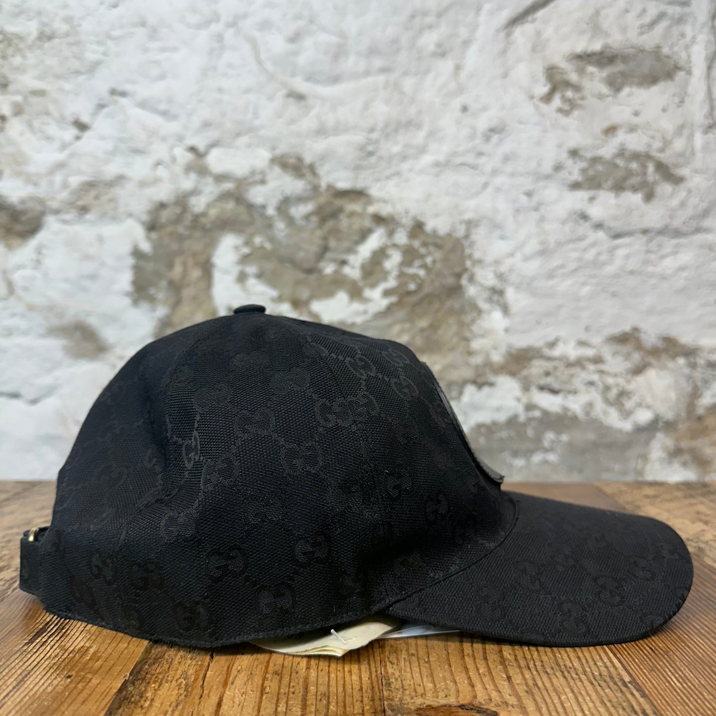 Gucci Circle Logo Black Monogram Hat Sz XL