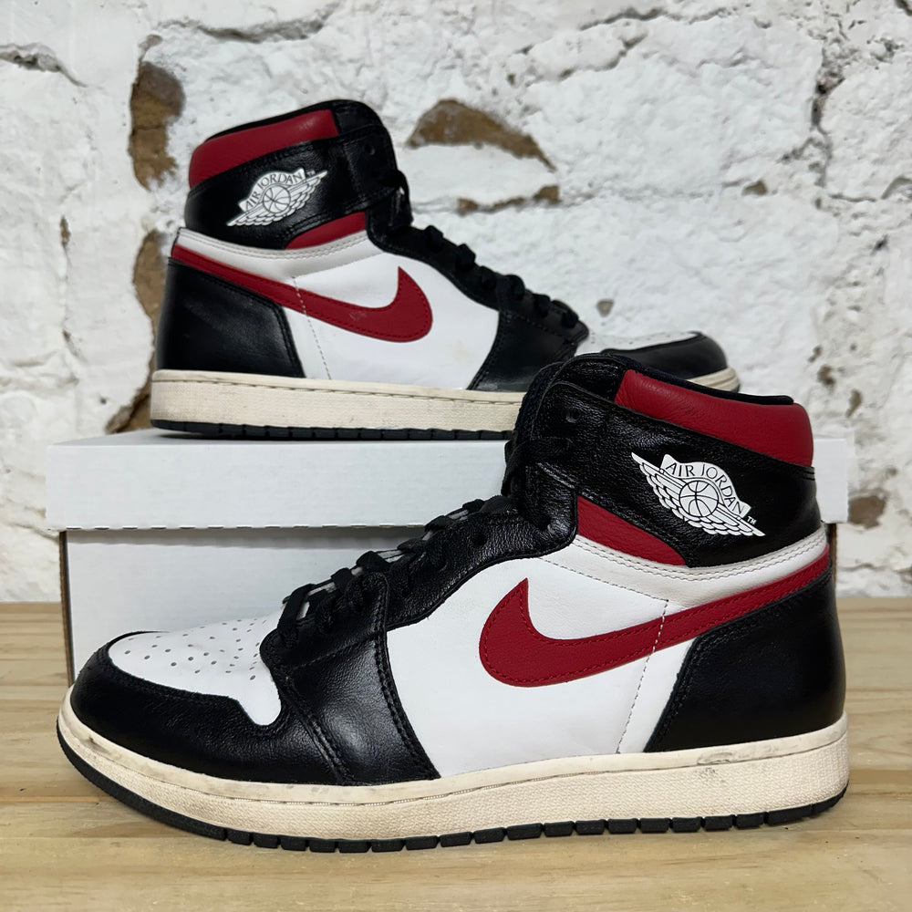 Air Jordan 1 High Black Gym Red Sz 11.5