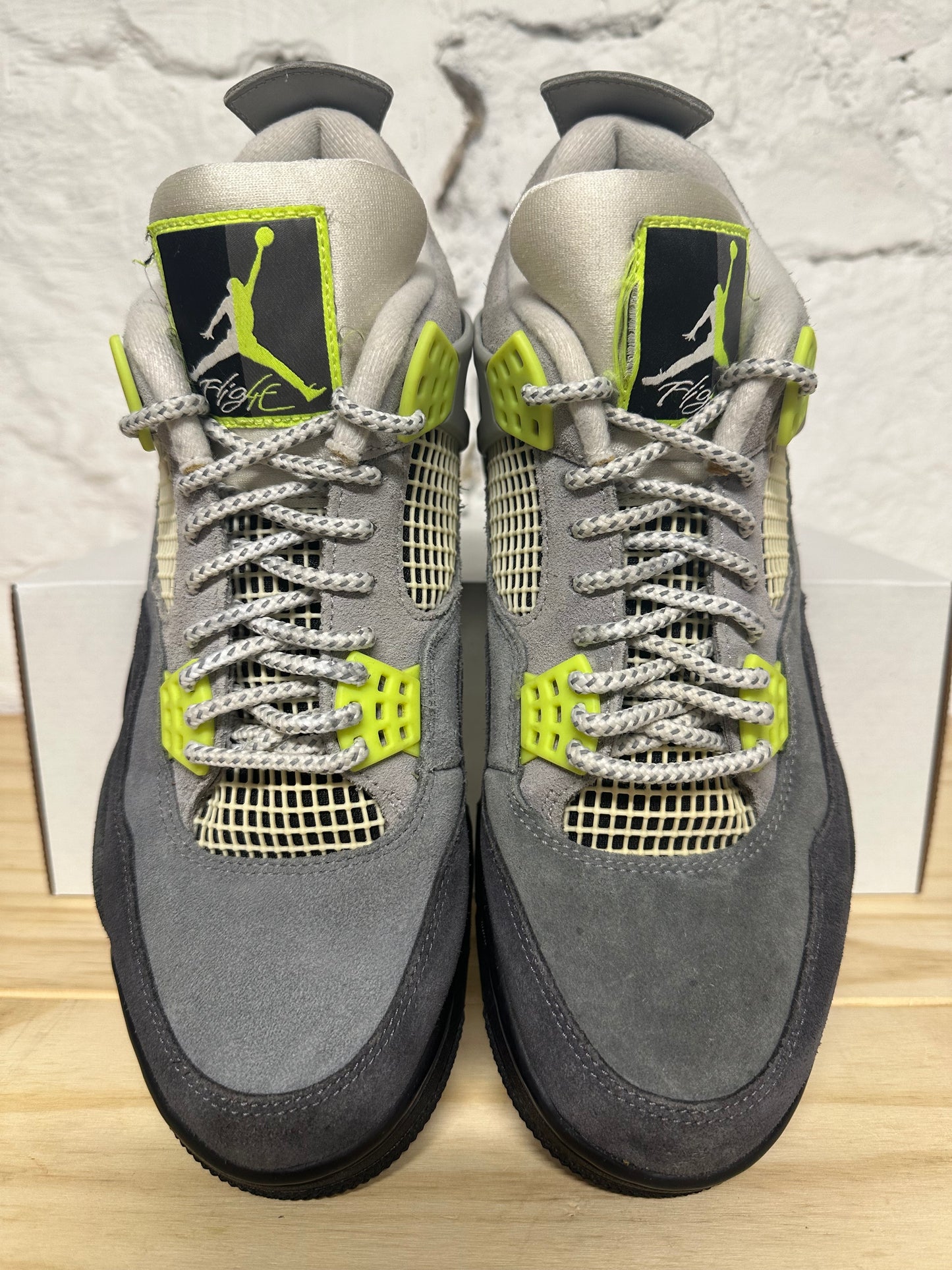 Air Jordan 4 95 Neon Sz 9.5
