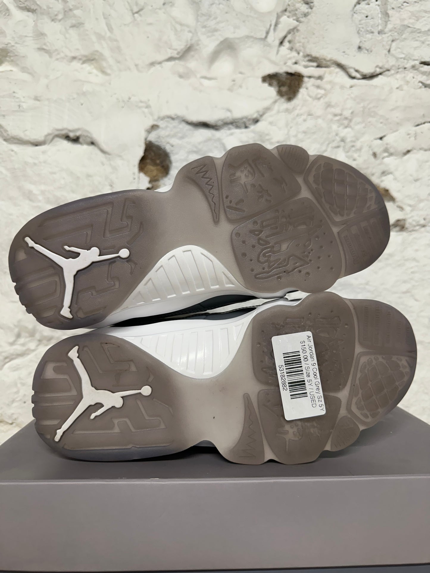 Air Jordan 9 Cool Grey Sz 5Y
