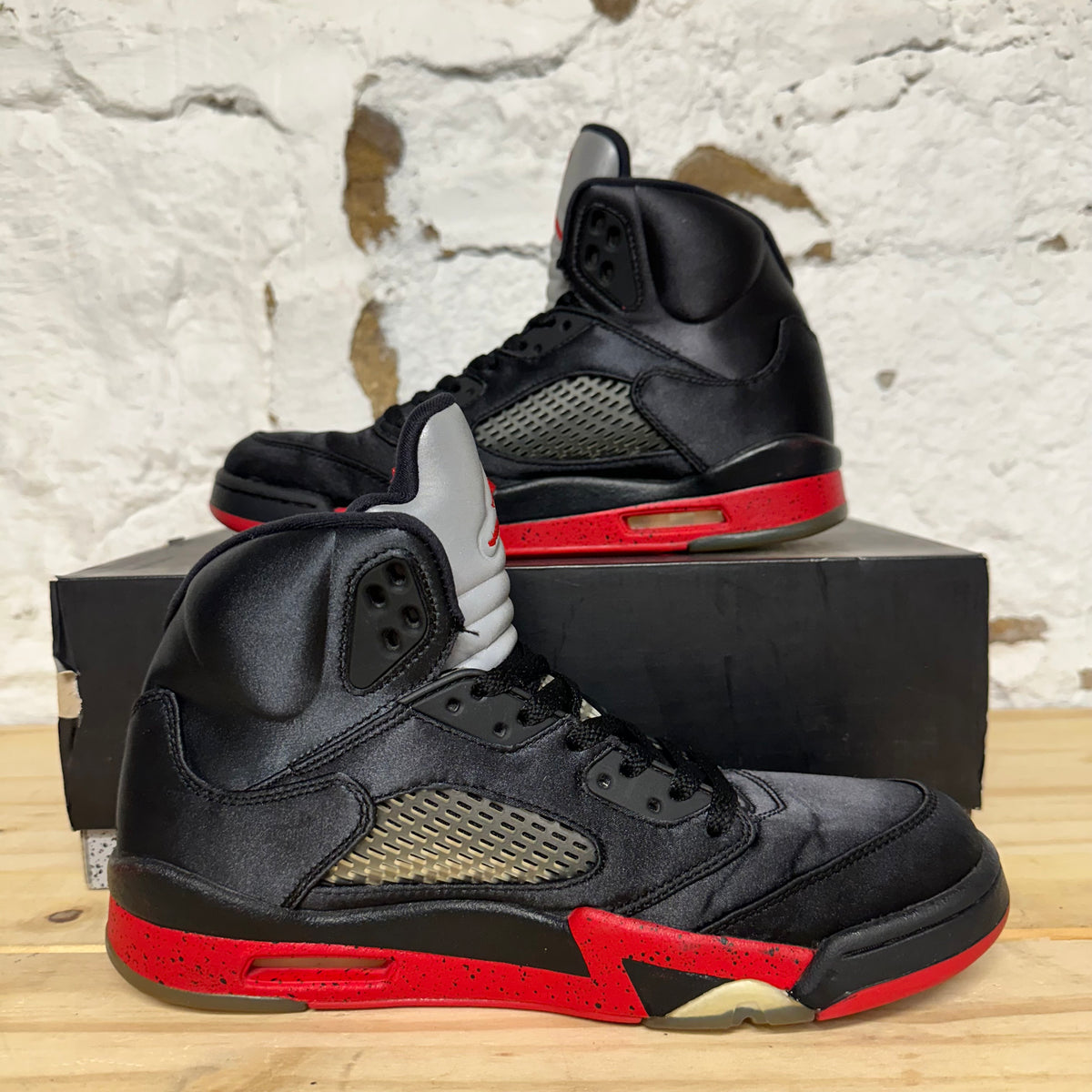Air Jordan 5 Satin Bred Sz 9