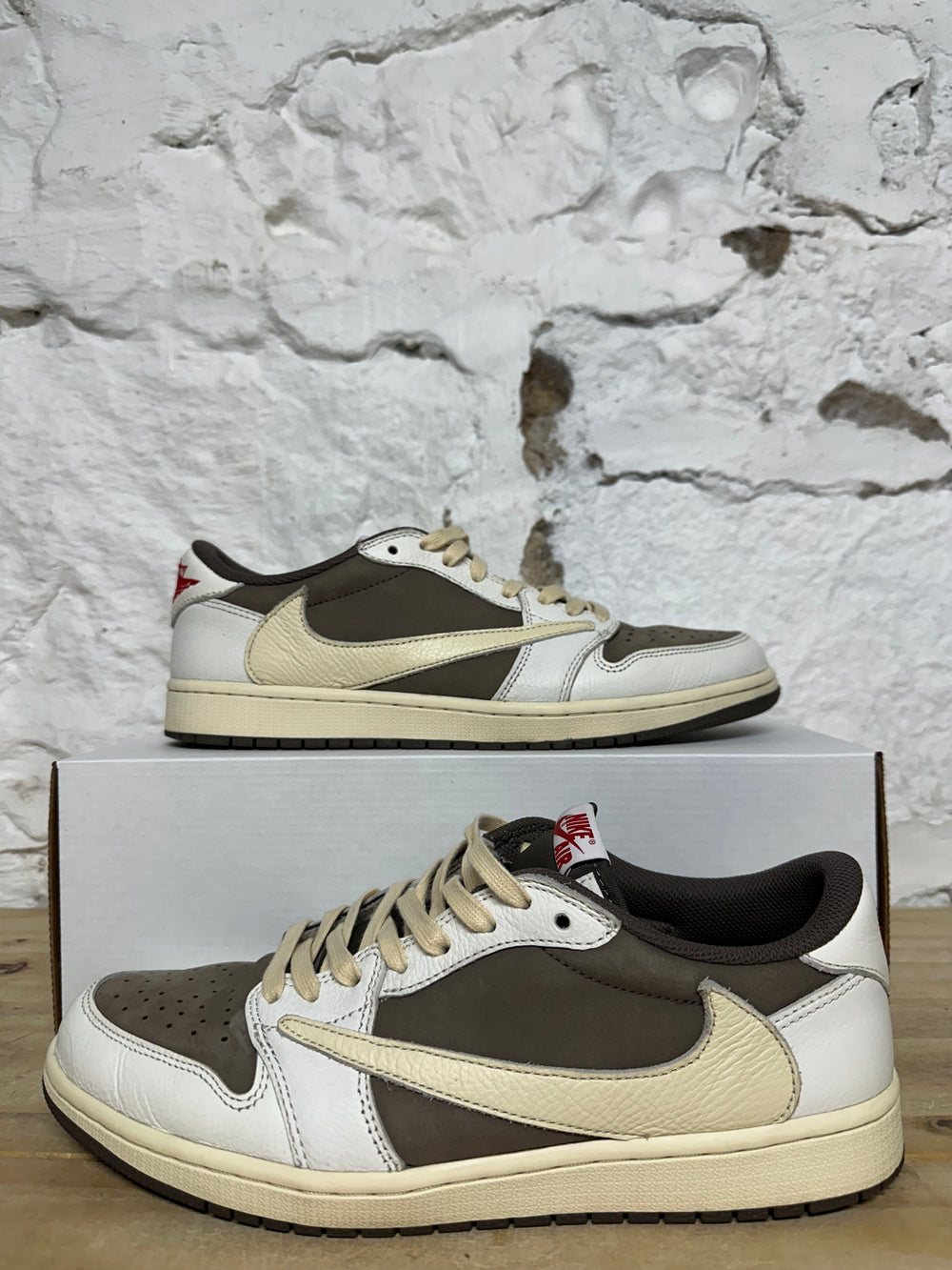 Air Jordan 1 Low Travis Scott Reverse Mocha Sz 11