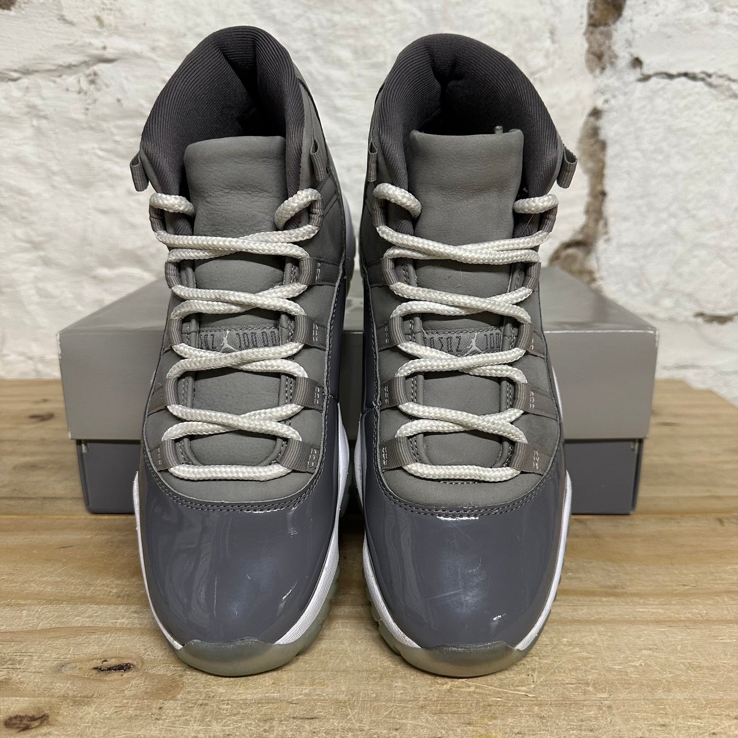 Air Jordan 11 High Cool Grey Sz 8