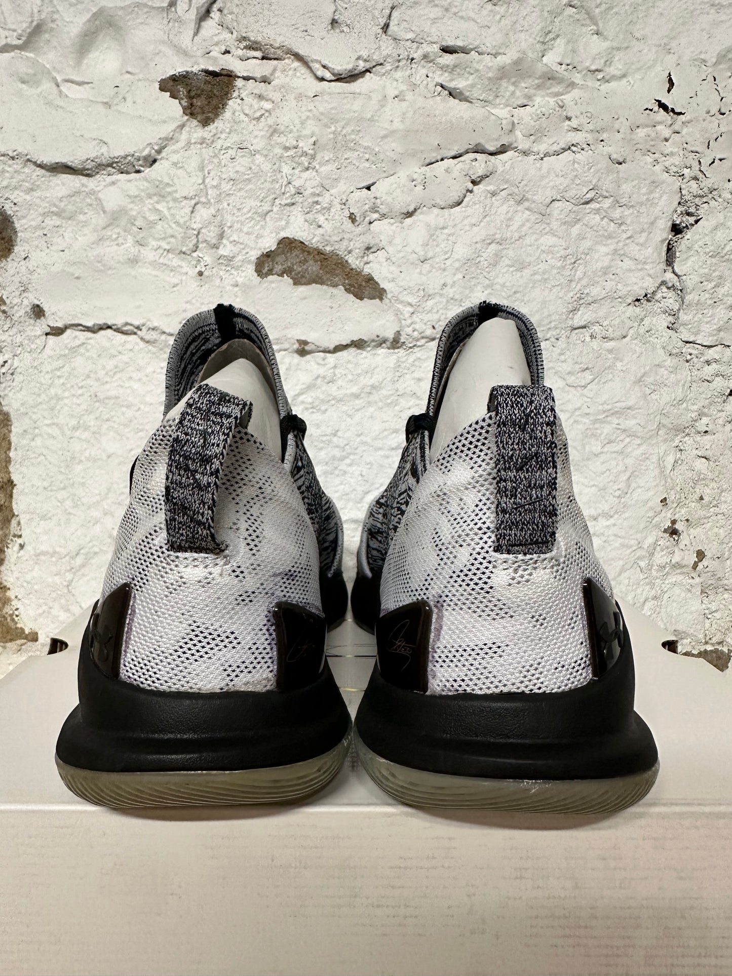 Under Armour Curry 5 International Smoke Sz 10.5 DS