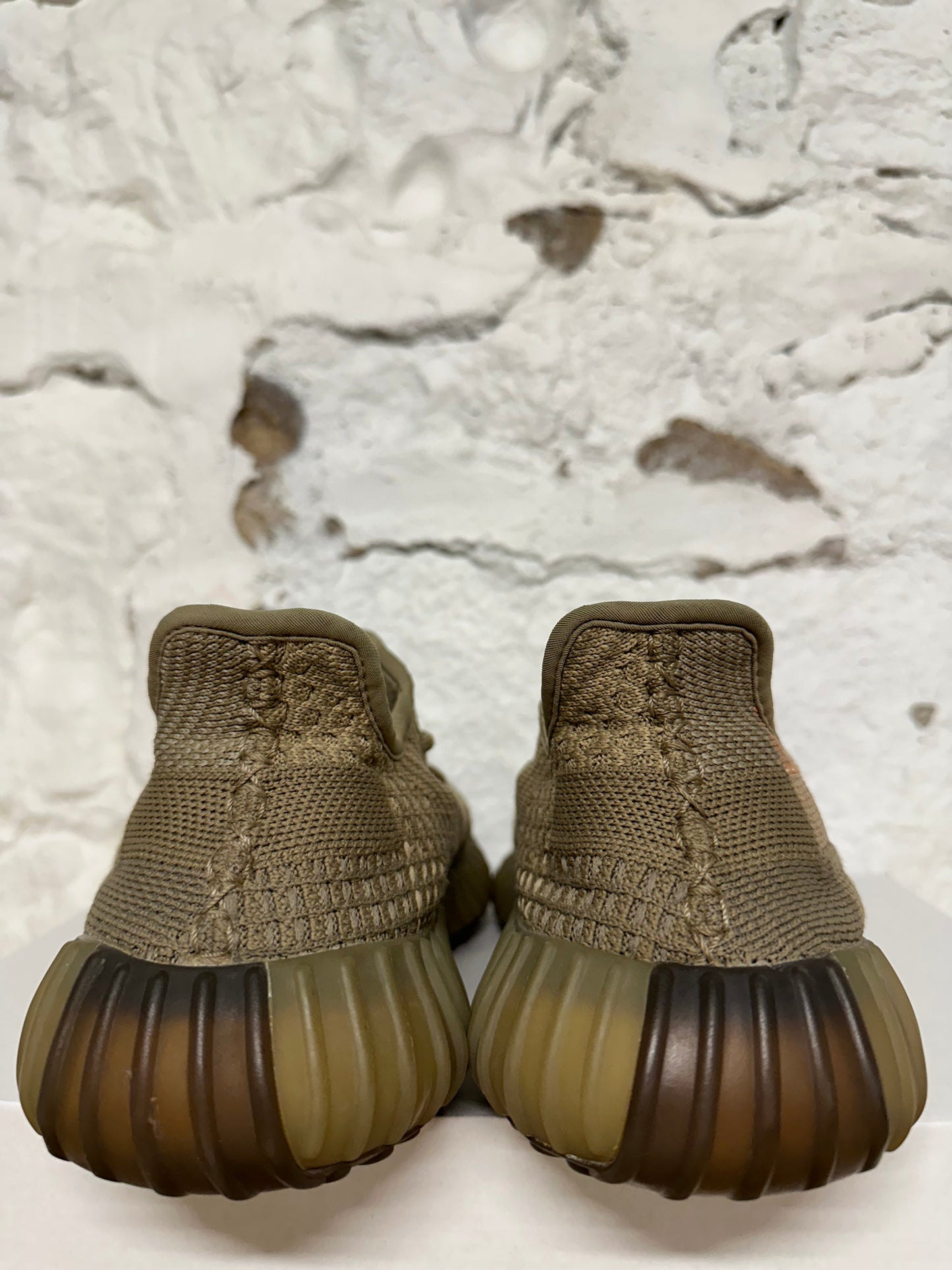Yeezy 350 V2 Sand Taupe Sz 7.5