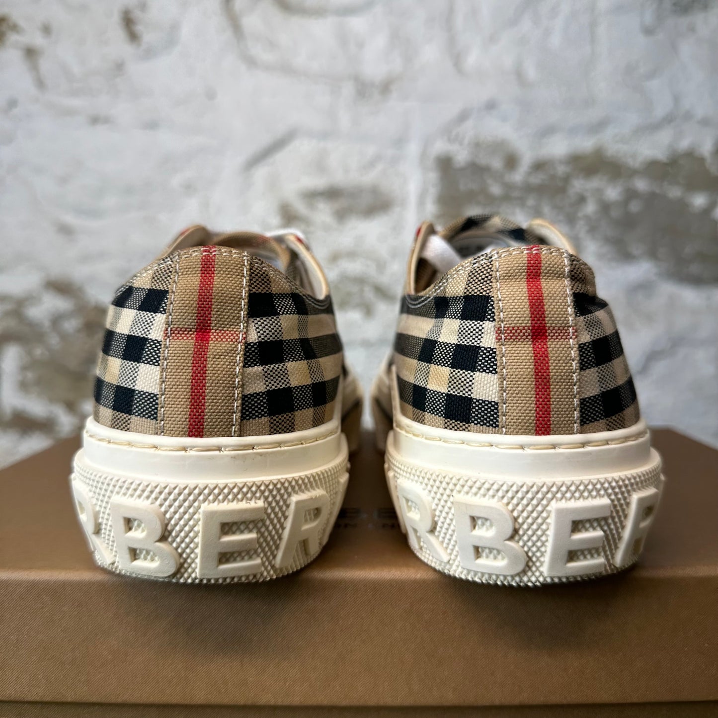 Burberry Tan Plaid Jack Sneaker Sz 6.5 (39)