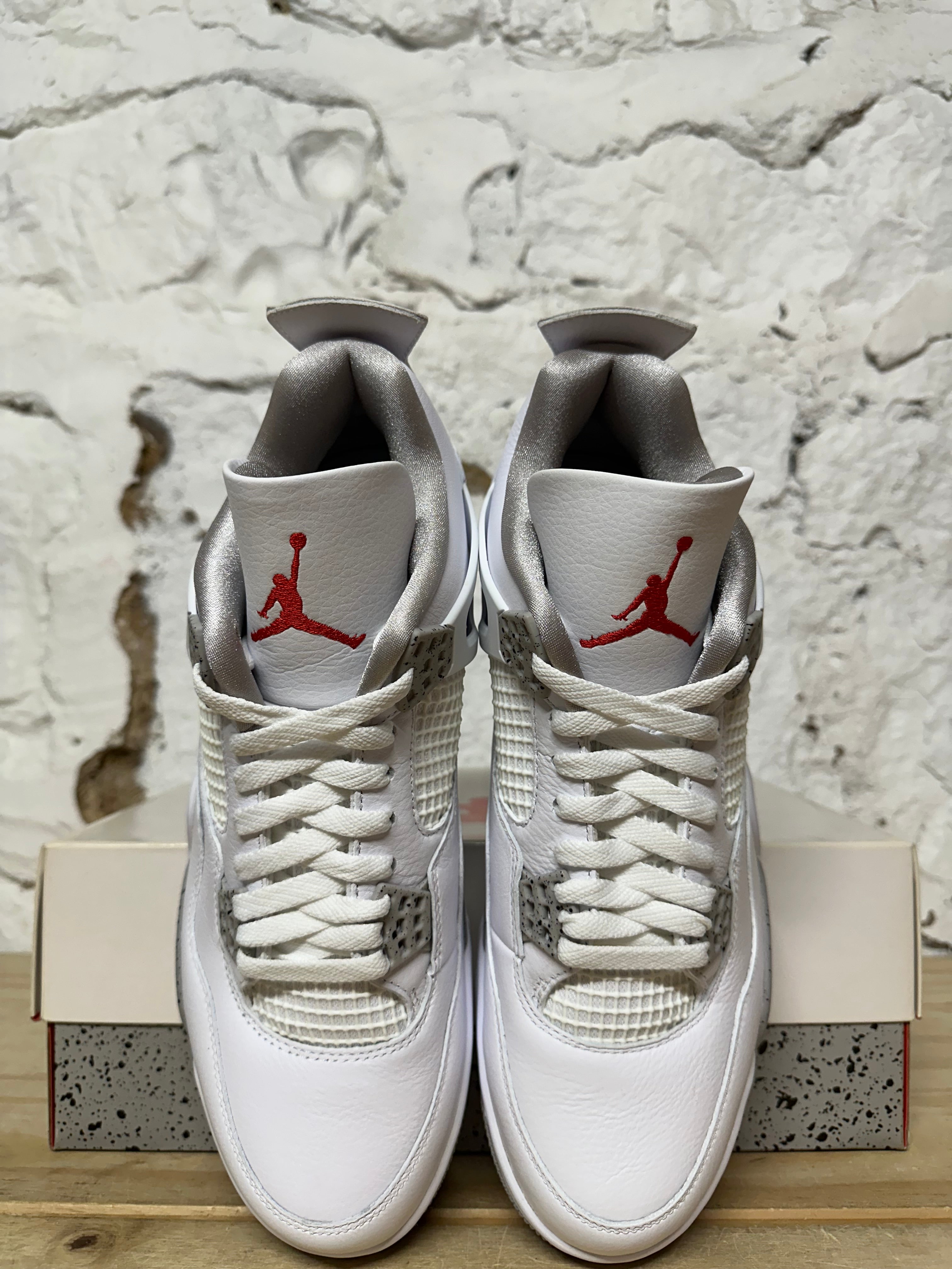 Air Jordan 4 White Oreo Sz 11 DS – The Gallery Online