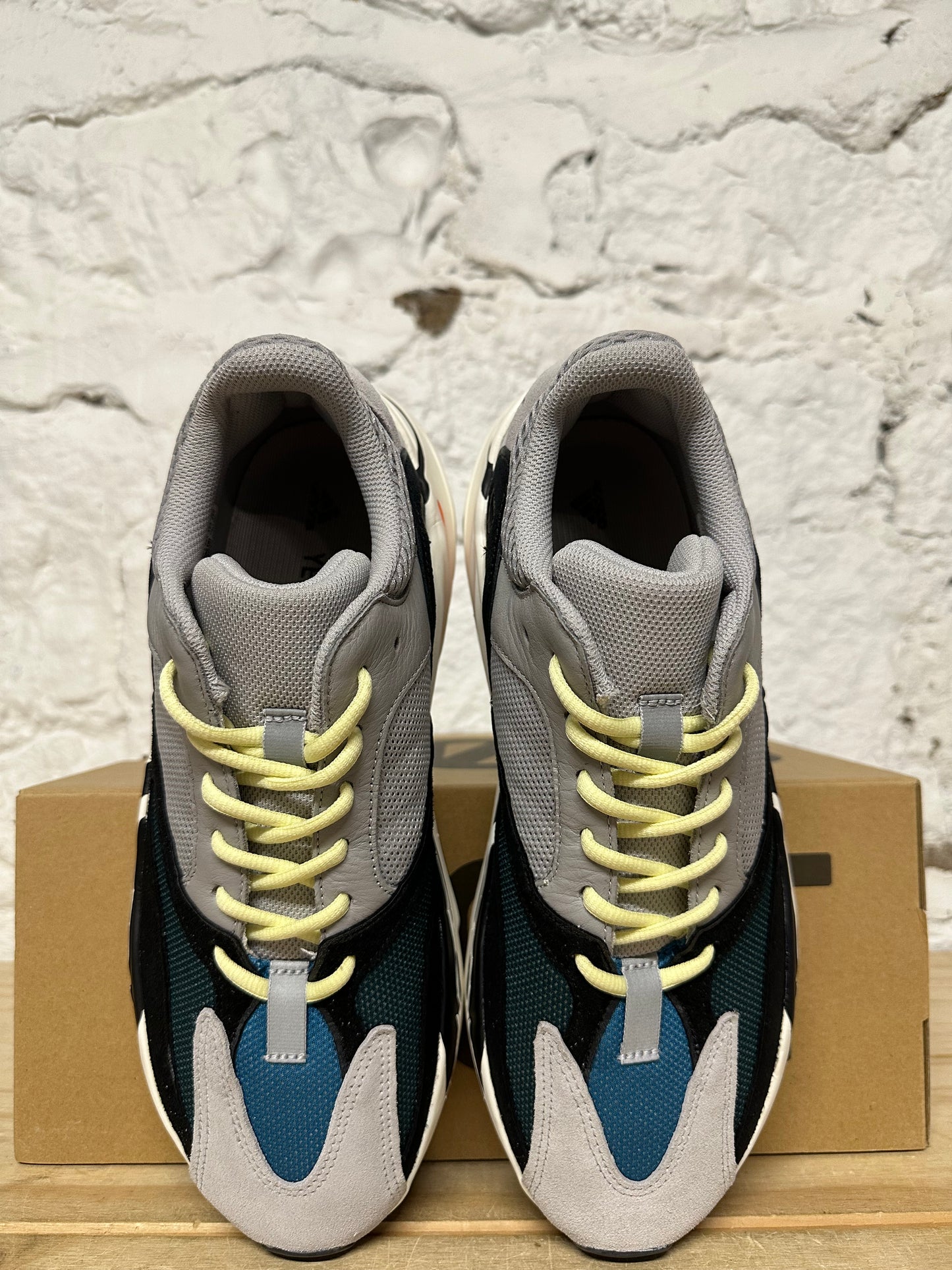 Yeezy 700 Wave Runner Sz 11