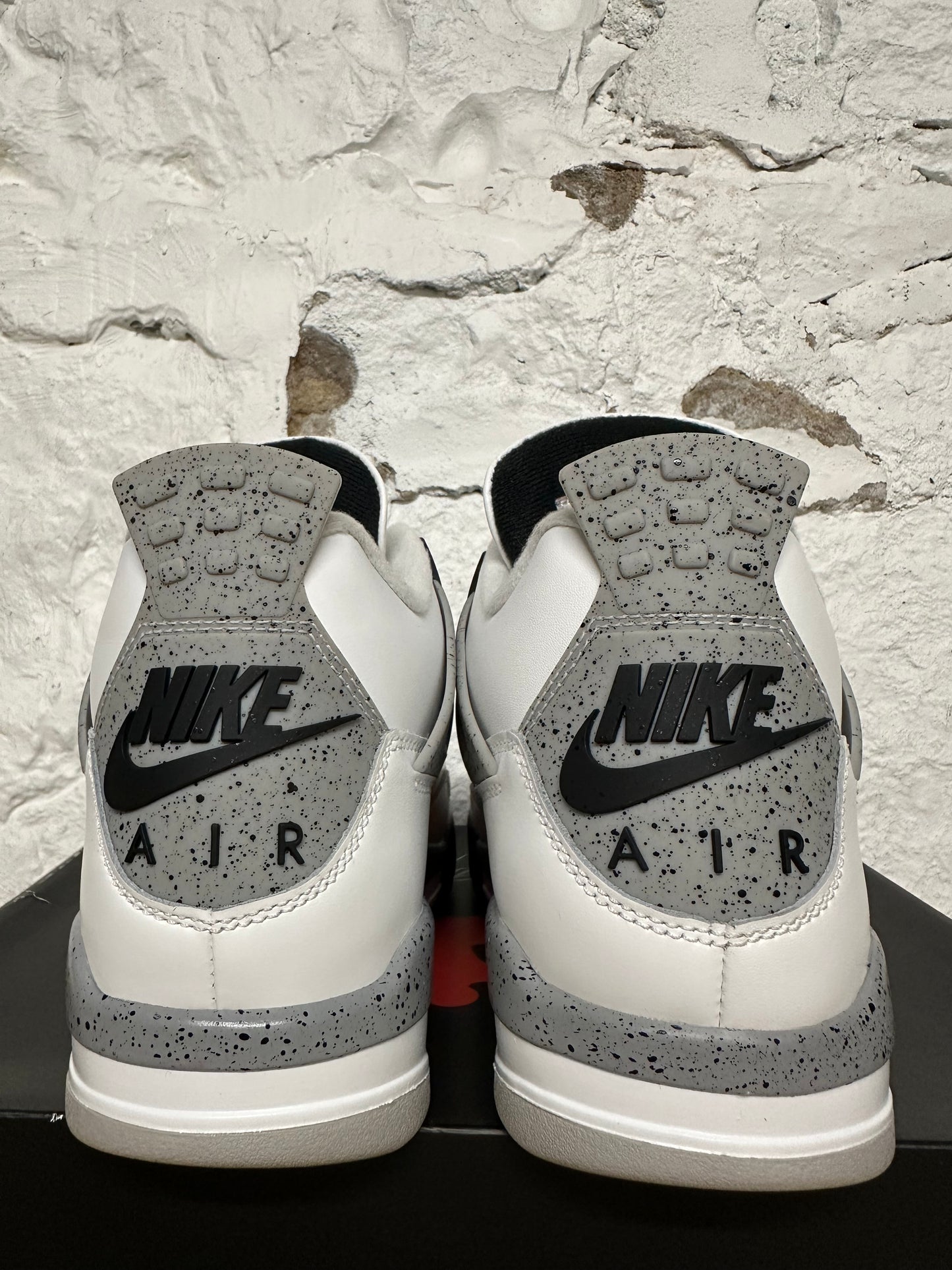 Air Jordan 4 White Cement Sz 9
