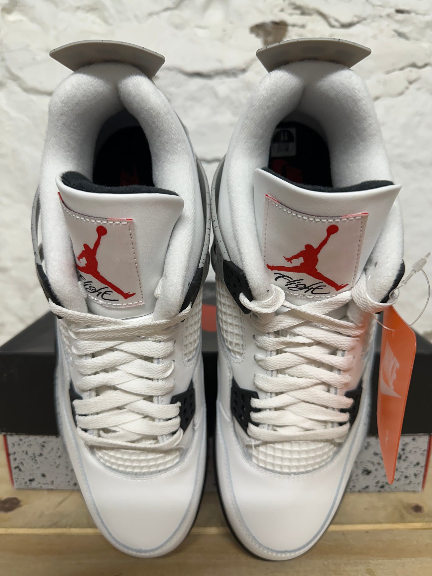 Air Jordan 4 White Cement (2025) Sz 11 DS