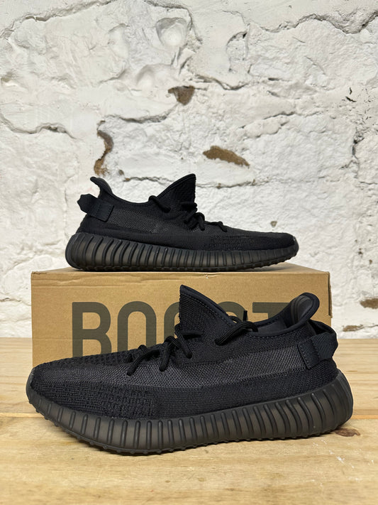 Yeezy 350 Onyx Sz 11