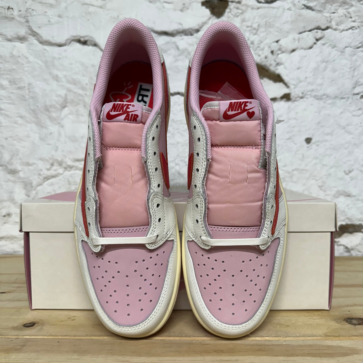 Air Jordan 1 Low Travis Scott Sail Tropical Pink Sz 10 DS