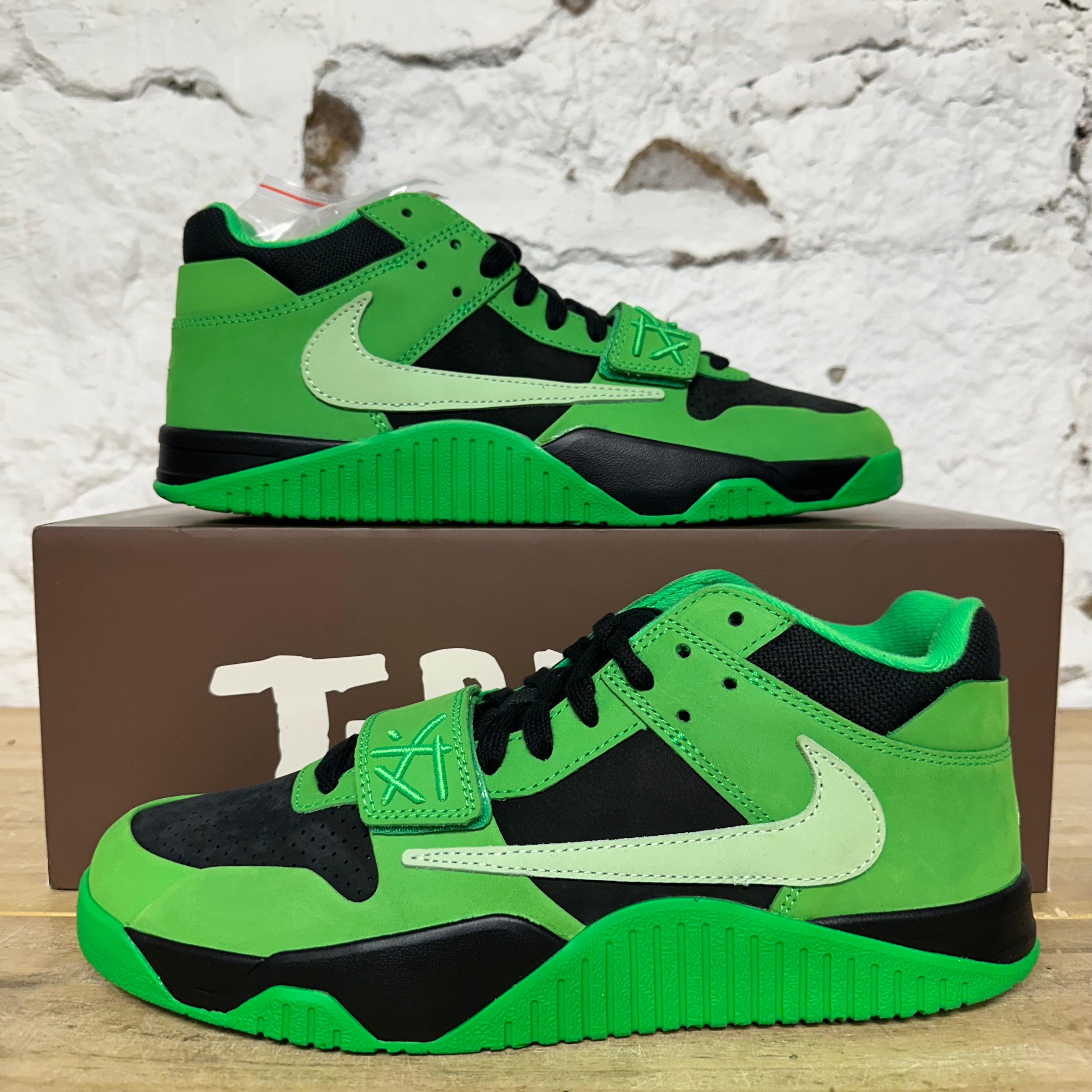 Jordan CJ1 T-Rexx Travis Scott Green Spark Sz 10 DS