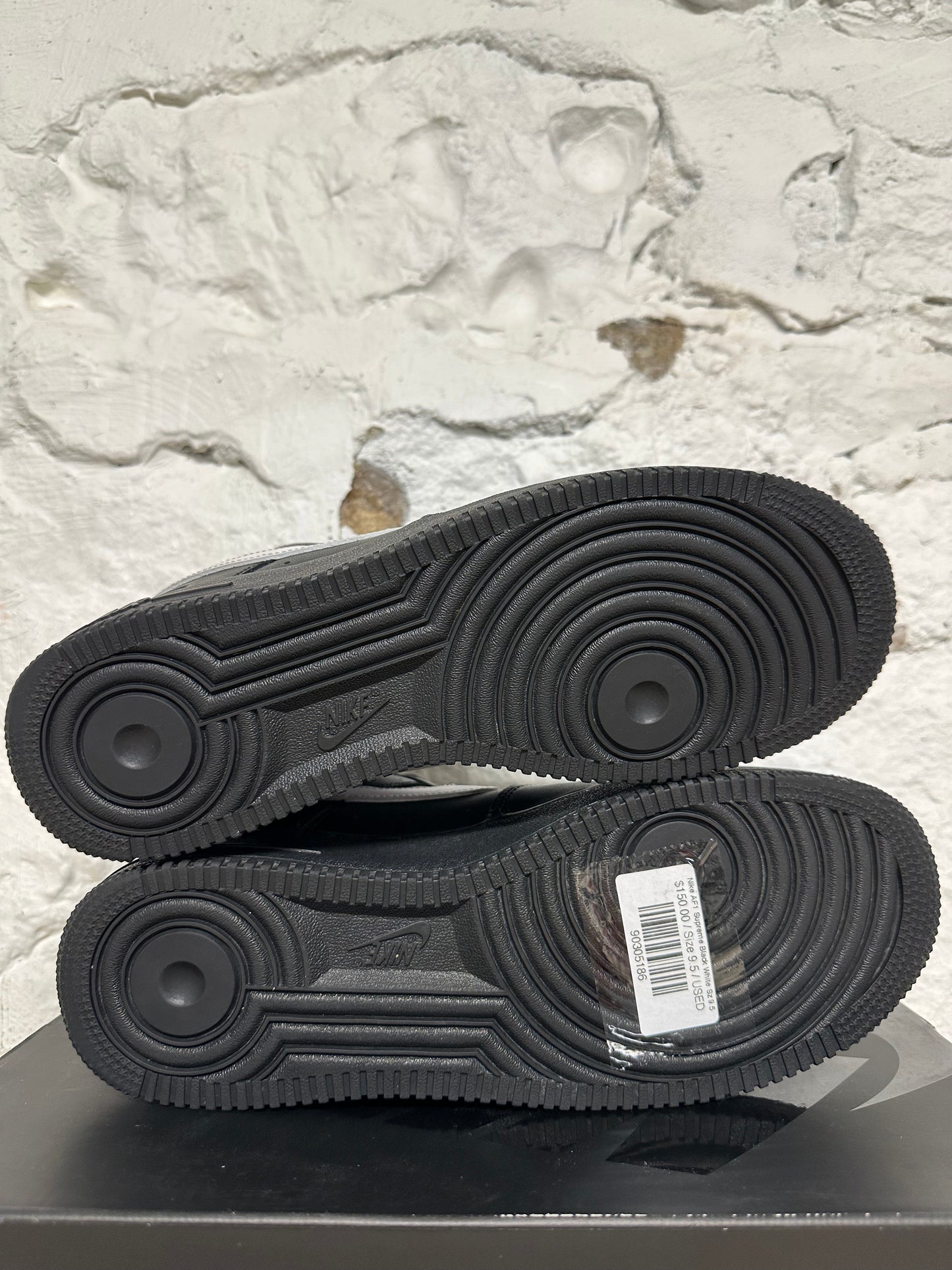 Nike AF1 Supreme Black White Sz 9.5