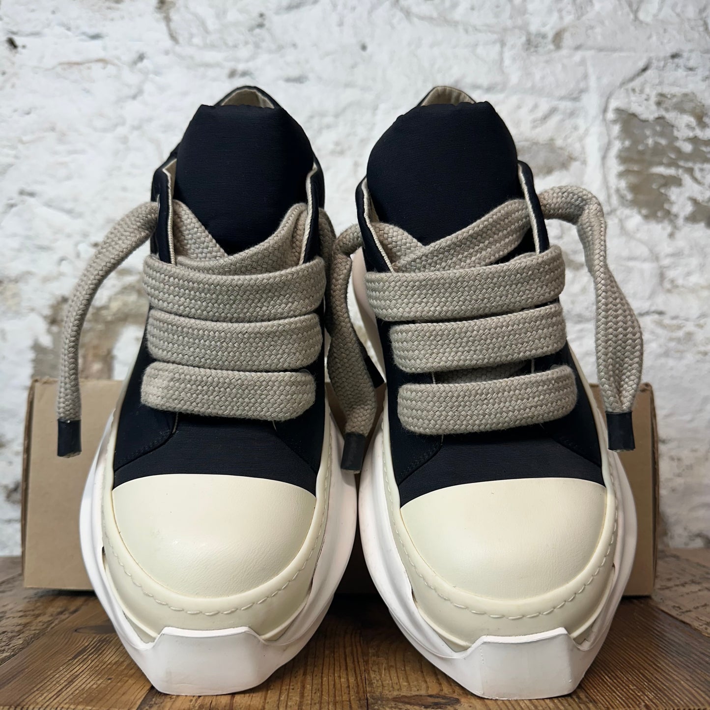 Rick Owens Jumbo Lace Abstract Black Milk Sneaker Sz 10.5 (43.5)
