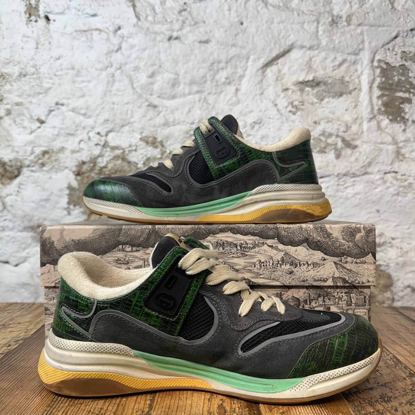 Gucci Ultrapace Green Snakeskin Gray Sneaker Sz 9.5