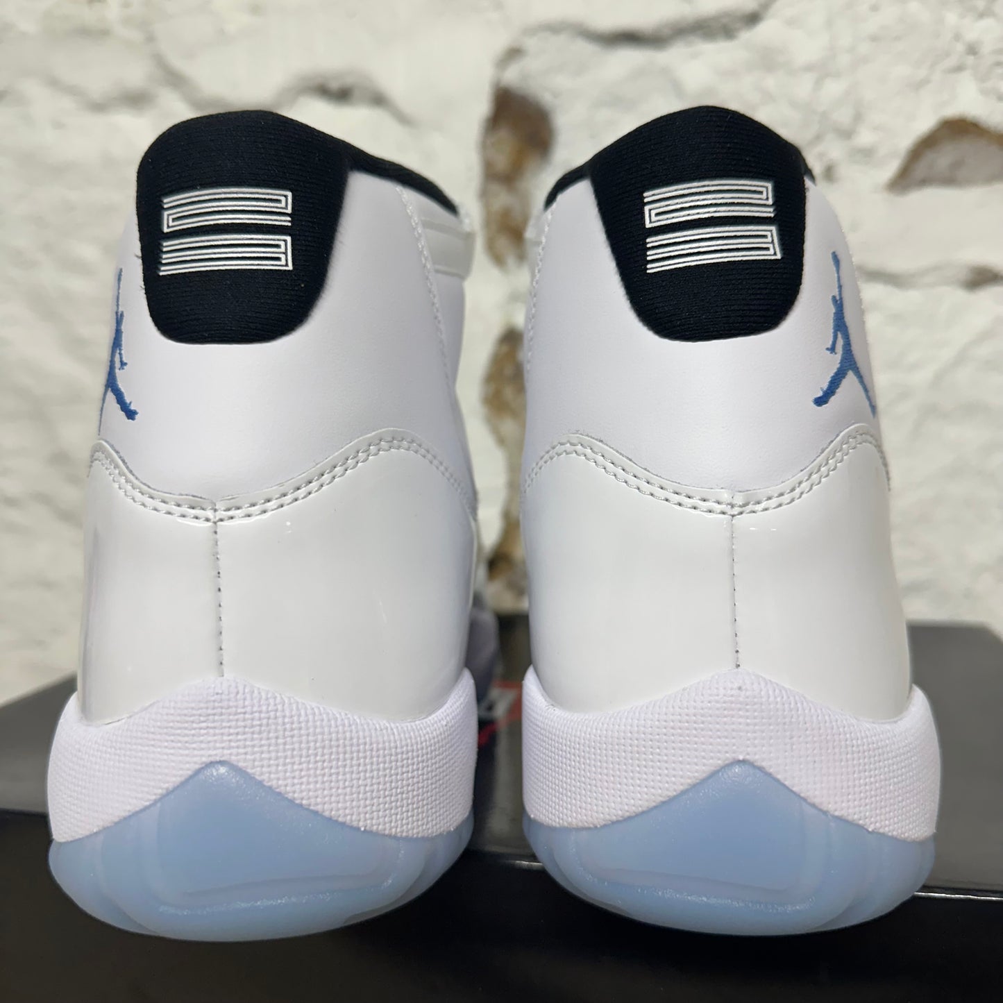 Air Jordan 11 High Legend Blue Sz 10.5 DS