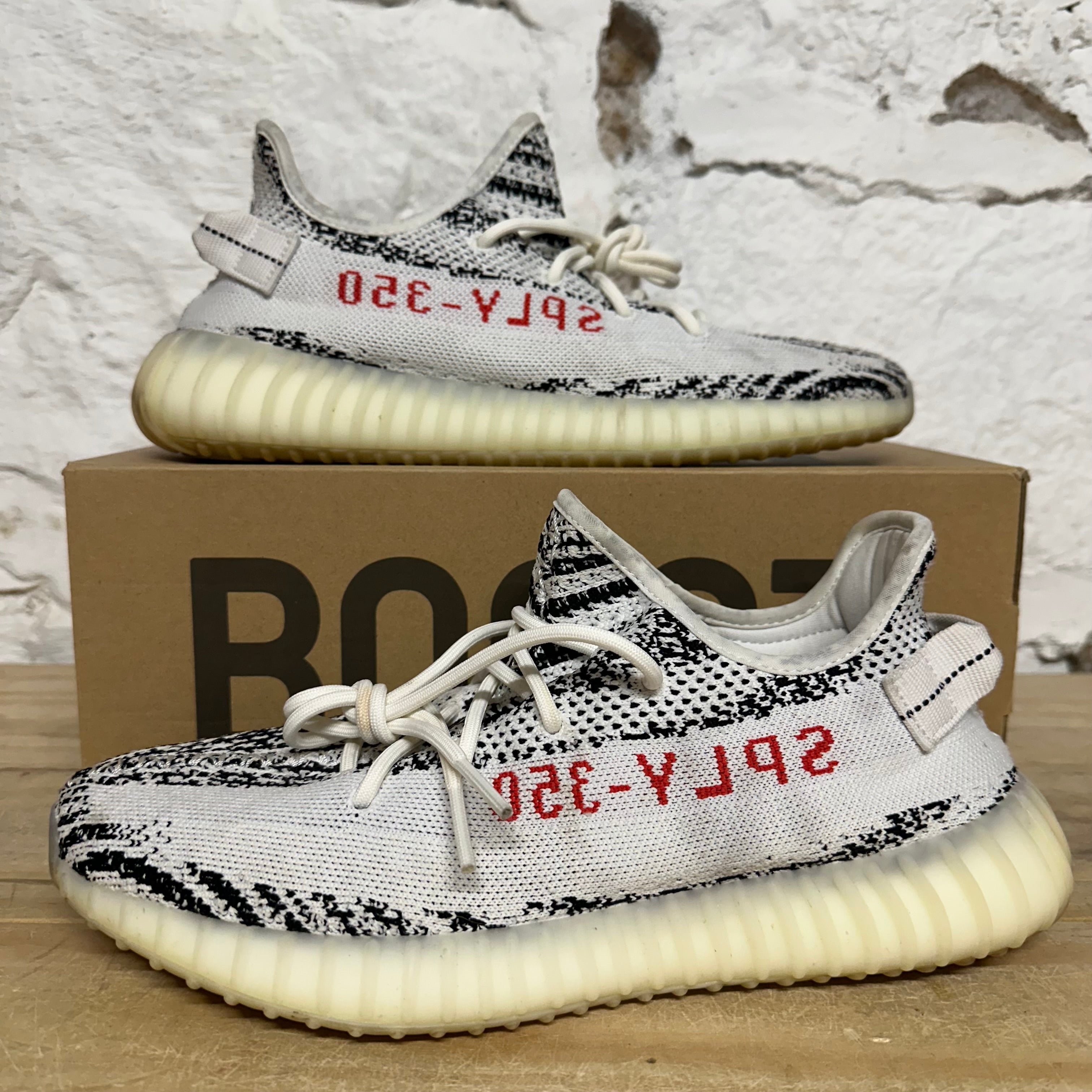 Yeezy 350 V2 Zebra Sz 10.5