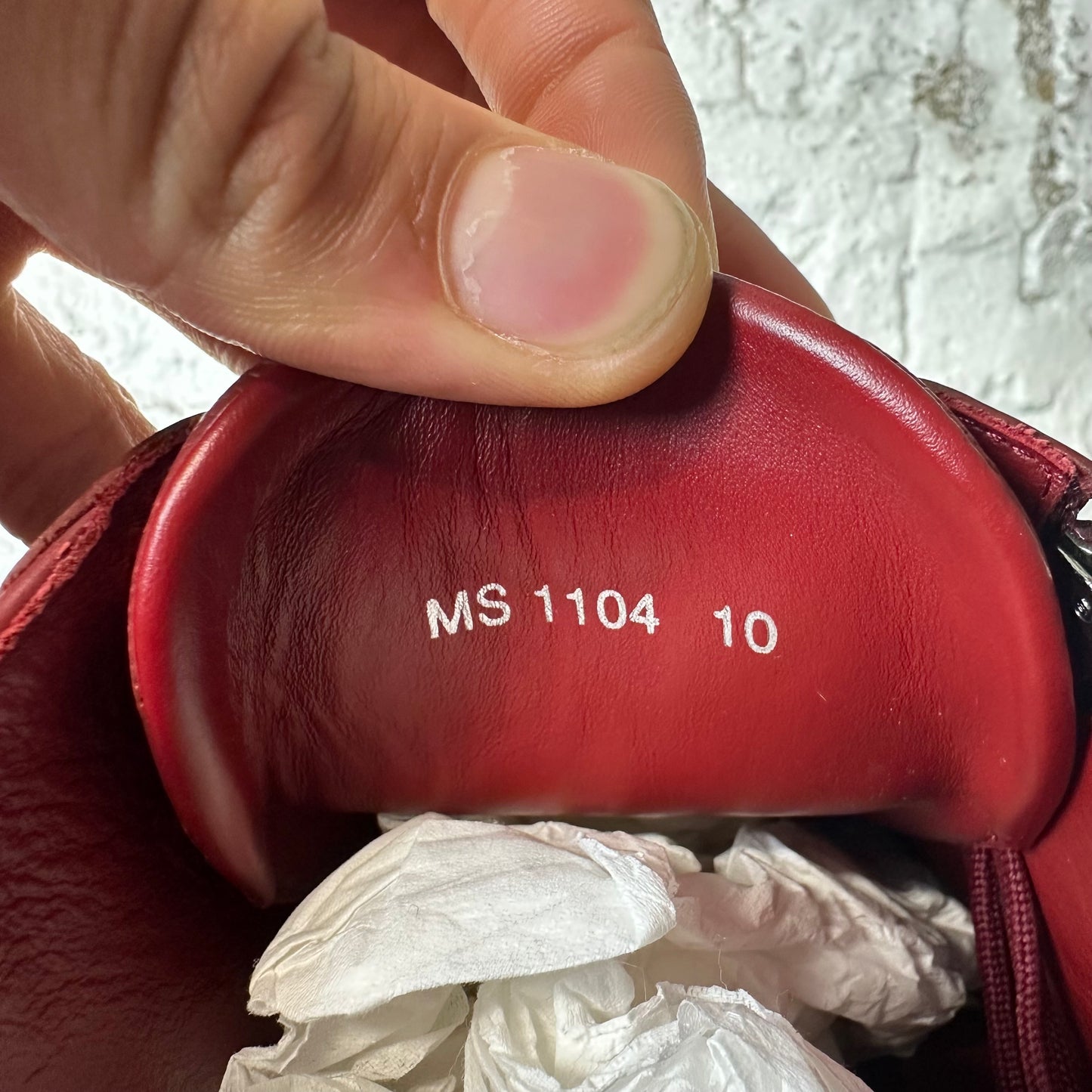 LV Calfskin Suede Maroon Sneaker Sz 11.5 (10LV) No Box