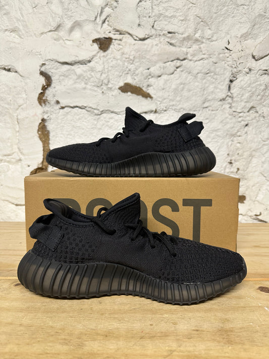 Yeezy 350 Onyx Sz 9 DS