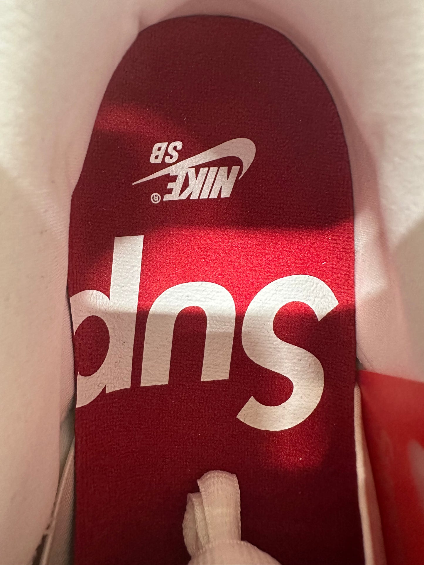 Nike SB Dunk Low Supreme White Metallic Silver Sz 12 DS