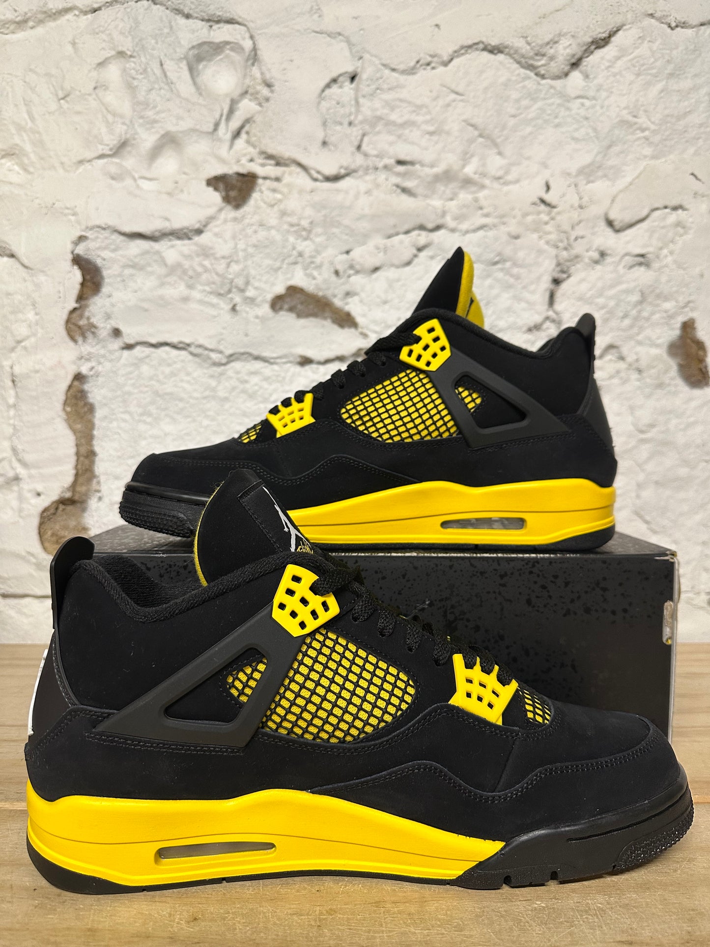 Air Jordan 4 Thunder Sz 13 DS