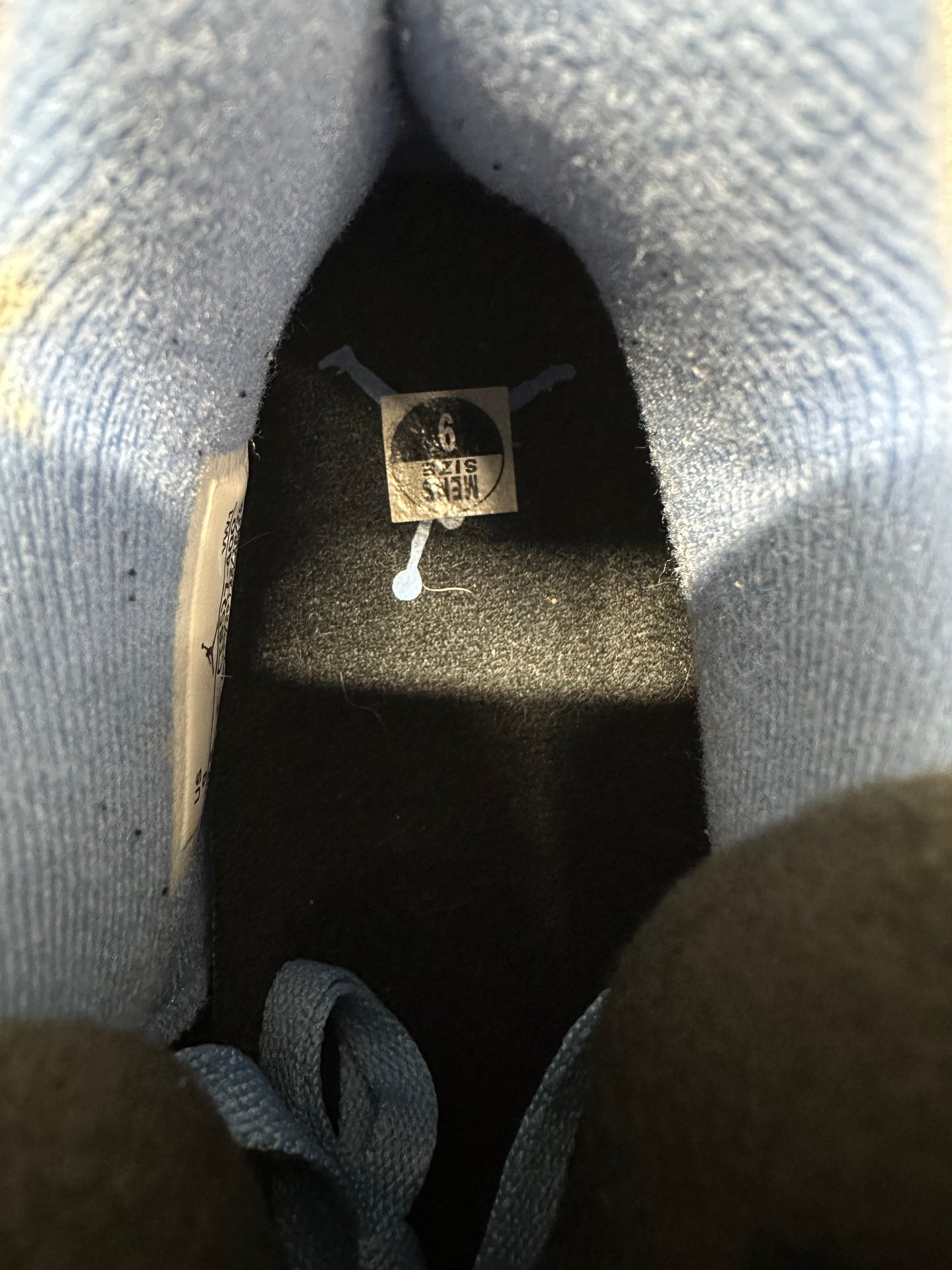 Air Jordan 4 University Blue Sz 9