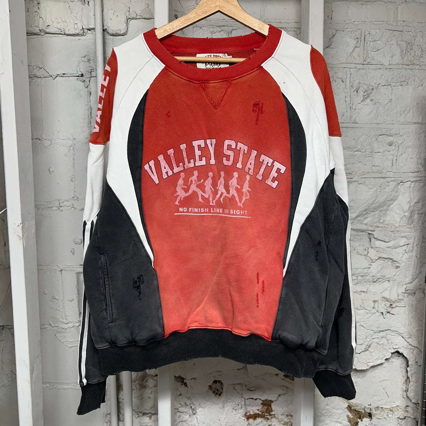 Vale Finish Line Reconctructed Crewneck Sz XXL